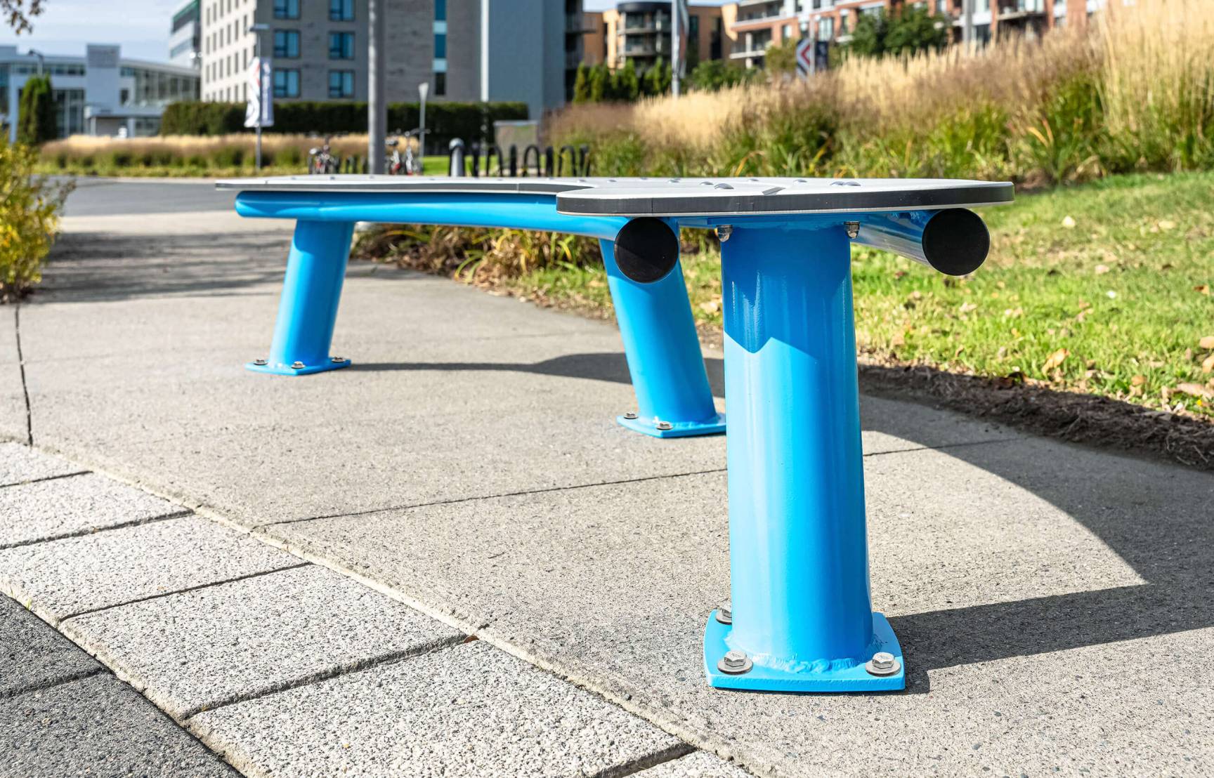 curved-bench-without-back-h-23006